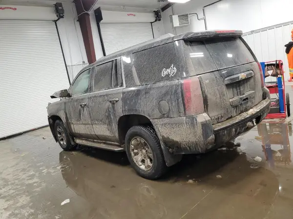 1GNSKAEC7JR342545 2018 CHEVROLET TAHOE - Image 2