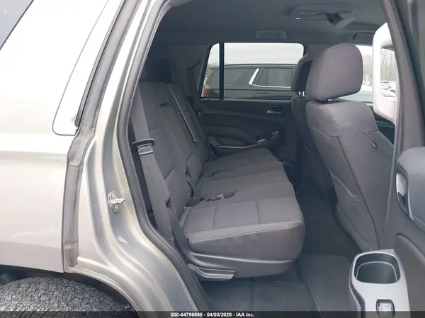 1GNSKAEC7KR100677 2019 CHEVROLET TAHOE - Image 8