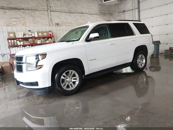 1GNSKAEC8HR316319 2017 CHEVROLET TAHOE - Image 2