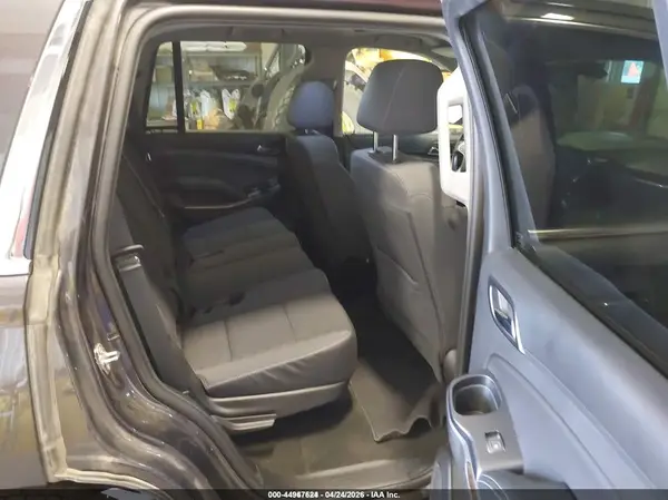 1GNSKAEC8JR297213 2018 CHEVROLET TAHOE - Image 8
