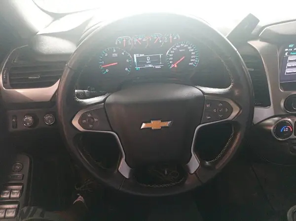 1GNSKAEC8KR239586 2019 CHEVROLET TAHOE - Image 8