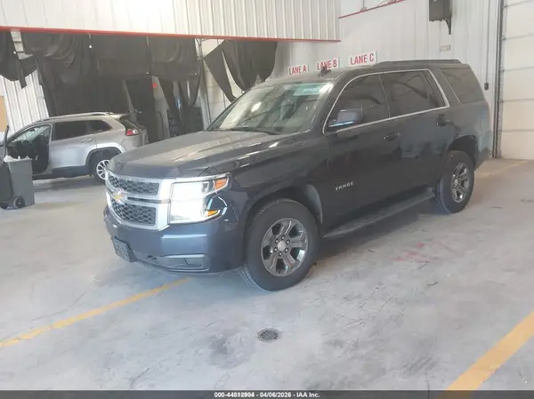 1GNSKAECXLR182454 2020 CHEVROLET TAHOE - Image 2