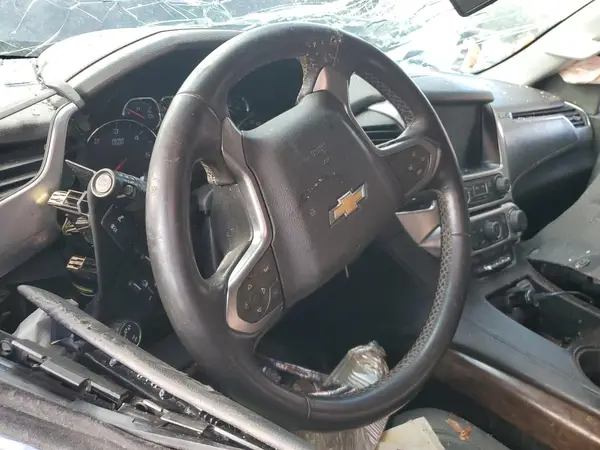 1GNSKAKC0HR397983 2017 CHEVROLET TAHOE - Image 8