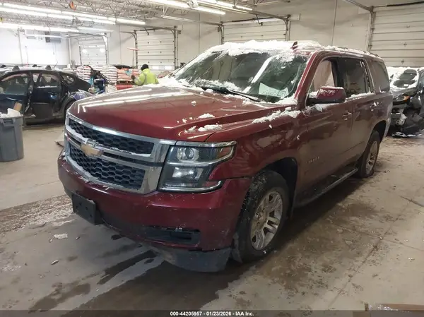1GNSKAKC1HR381534 2017 CHEVROLET TAHOE - Image 2