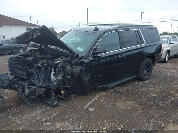 1GNSKAKC1JR391003 2018 CHEVROLET TAHOE - Image 2