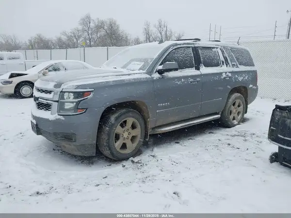 1GNSKAKC1KR121402 2019 CHEVROLET TAHOE - Image 2