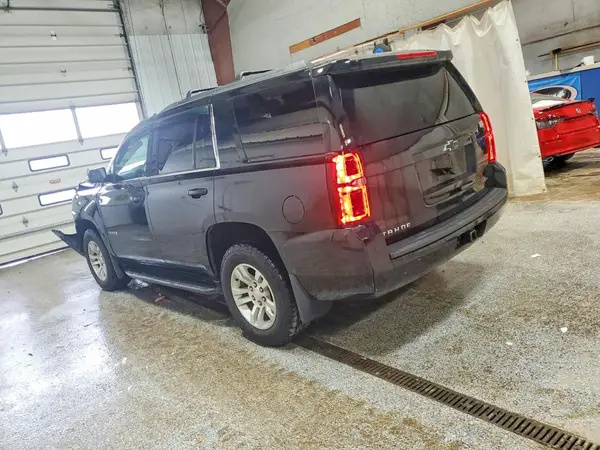 1GNSKAKC2KR203090 2019 CHEVROLET TAHOE - Image 2