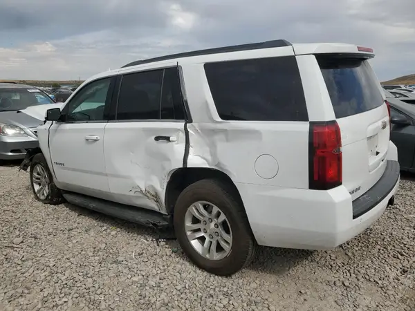 1GNSKAKC3HR228072 2017 CHEVROLET TAHOE - Image 2
