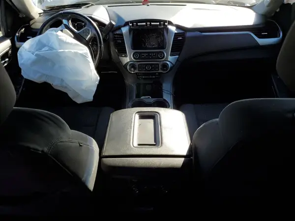 1GNSKAKC3JR257108 2018 CHEVROLET TAHOE - Image 8