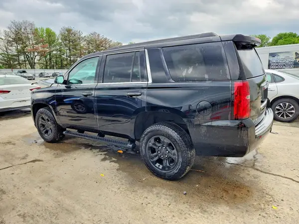 1GNSKAKC3KR340166 2019 CHEVROLET TAHOE - Image 2