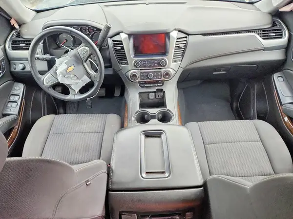 1GNSKAKC3KR340166 2019 CHEVROLET TAHOE - Image 8