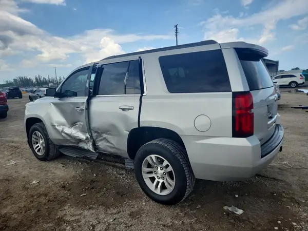1GNSKAKC4HR185877 2017 CHEVROLET TAHOE - Image 2