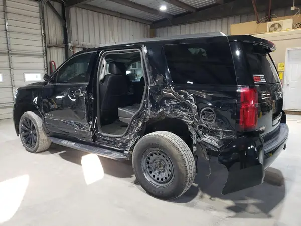 1GNSKAKC4JR321530 2018 CHEVROLET TAHOE - Image 2