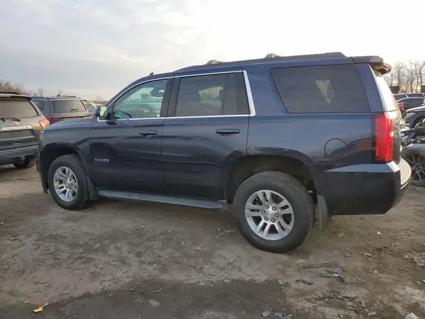 1GNSKAKC4JR323858 2018 CHEVROLET TAHOE - Image 2