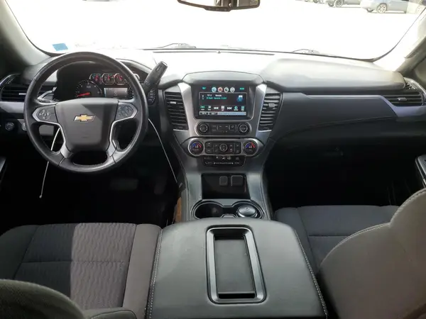 1GNSKAKC4KR402528 2019 CHEVROLET TAHOE - Image 8