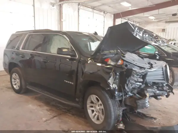 1GNSKAKC5JR133129 2018 CHEVROLET TAHOE - Image 1