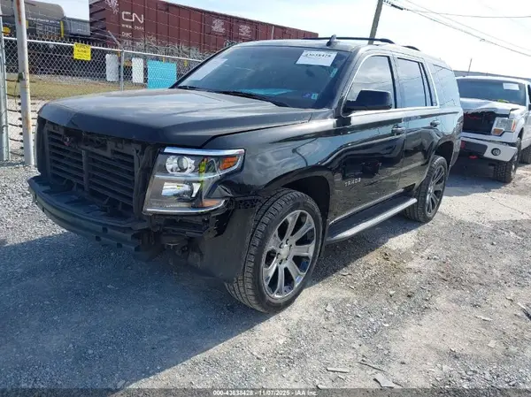 1GNSKAKC5JR336148 2018 CHEVROLET TAHOE - Image 2