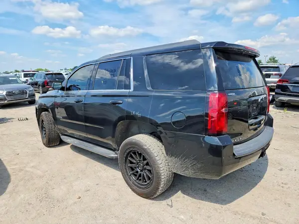 1GNSKAKC5JR373152 2018 CHEVROLET TAHOE - Image 2