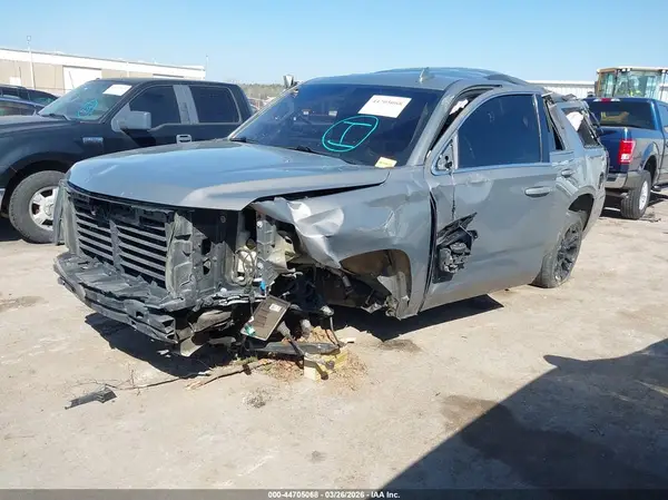 1GNSKAKC5KR259671 2019 CHEVROLET TAHOE - Image 2