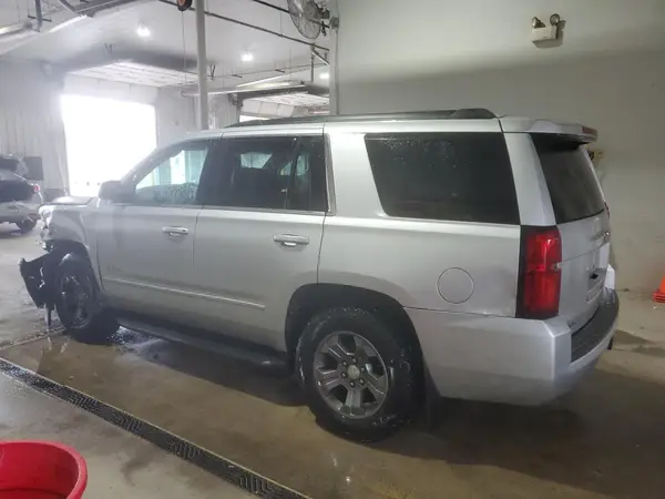 1GNSKAKC5KR339763 2019 CHEVROLET TAHOE - Image 2
