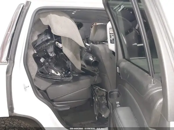 1GNSKAKC7GR107771 2016 CHEVROLET TAHOE - Image 8