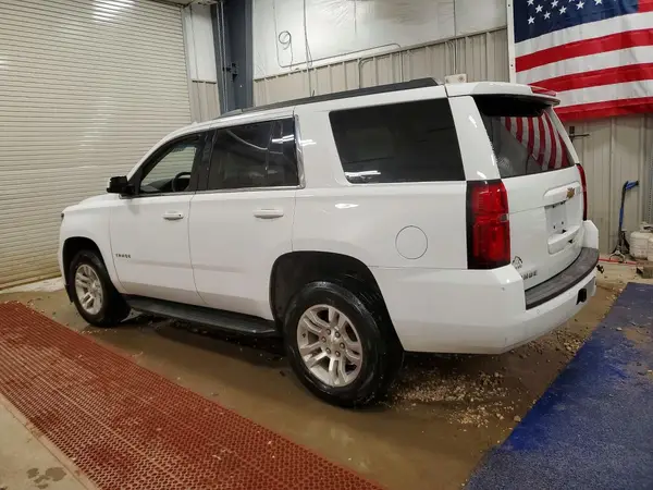 1GNSKAKC7JR110578 2018 CHEVROLET TAHOE - Image 2