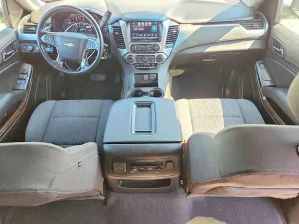 1GNSKAKC7KR207698 2019 CHEVROLET TAHOE - Image 8