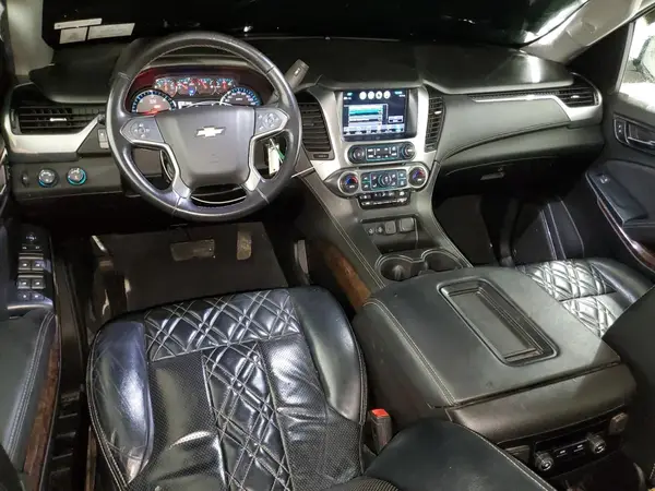 1GNSKAKC7KR279792 2019 CHEVROLET TAHOE - Image 8