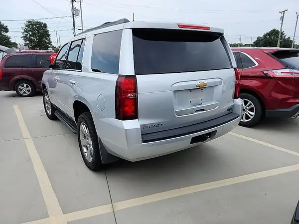 1GNSKAKC7KR321488 2019 CHEVROLET TAHOE - Image 8