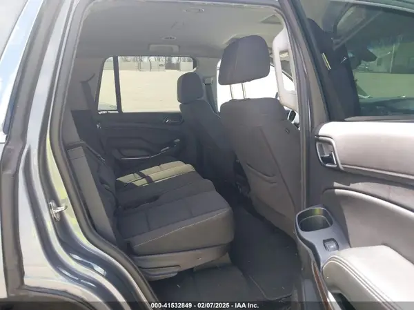 1GNSKAKC7KR347704 2019 CHEVROLET TAHOE - Image 8