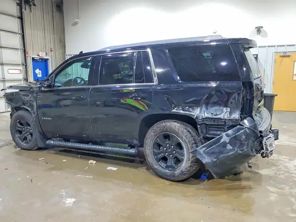 1GNSKAKC7KR356659 2019 CHEVROLET TAHOE - Image 2