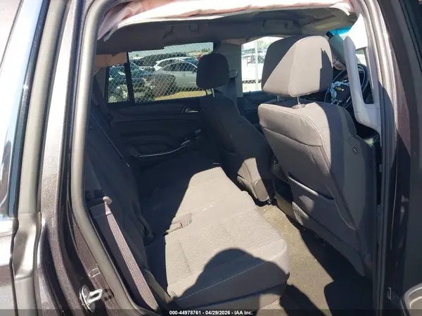 1GNSKAKC8HR387962 2017 CHEVROLET TAHOE - Image 8