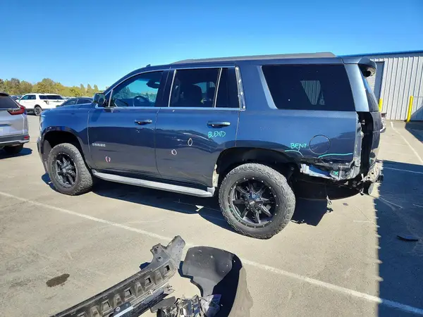 1GNSKAKC8KR204499 2019 CHEVROLET TAHOE - Image 2