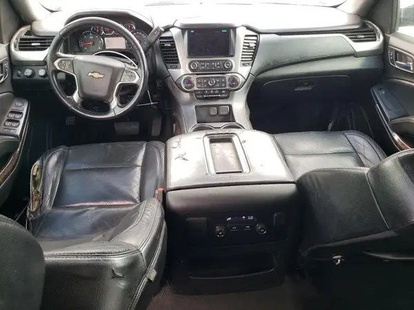 1GNSKAKC8KR263049 2019 CHEVROLET TAHOE - Image 8