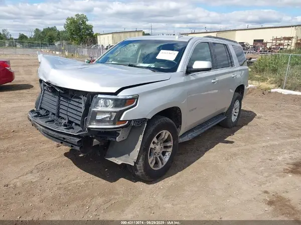1GNSKAKC8LR181372 2020 CHEVROLET TAHOE - Image 2