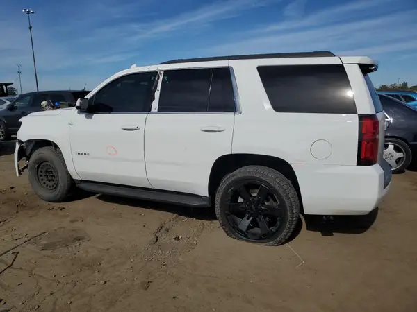 1GNSKAKC9JR321801 2018 CHEVROLET TAHOE - Image 2