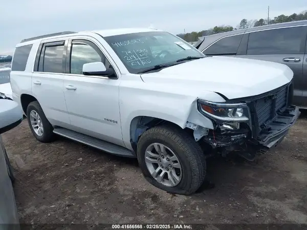 1GNSKAKCXJR271877 2018 CHEVROLET TAHOE - Image 1