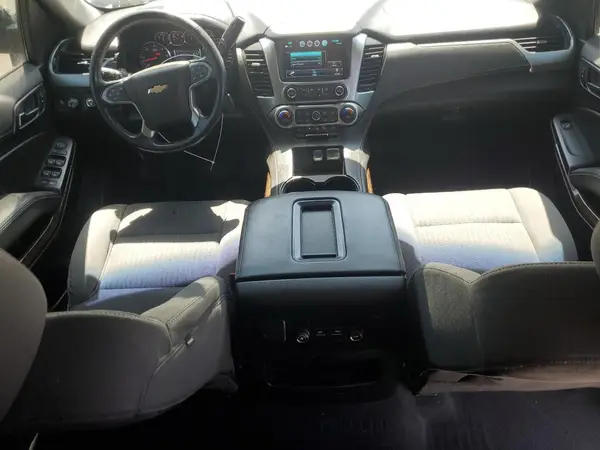 1GNSKAKCXKR220980 2019 CHEVROLET TAHOE - Image 8