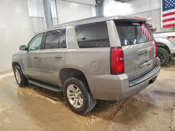 1GNSKBKC0HR275811 2017 CHEVROLET TAHOE - Image 2