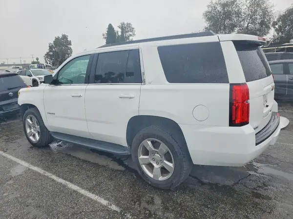 1GNSKBKC0HR316552 2017 CHEVROLET TAHOE - Image 2