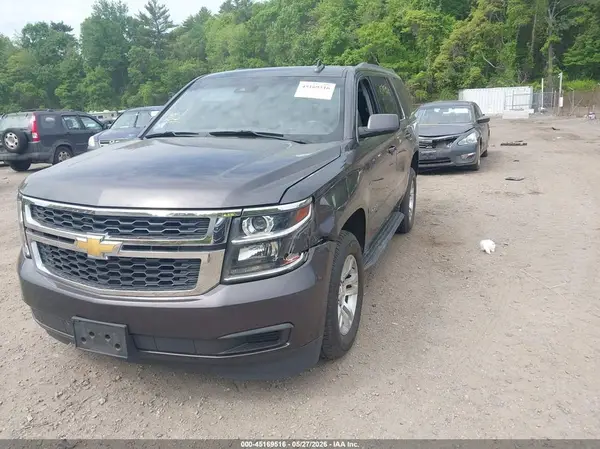 1GNSKBKC0JR207806 2018 CHEVROLET TAHOE - Image 2