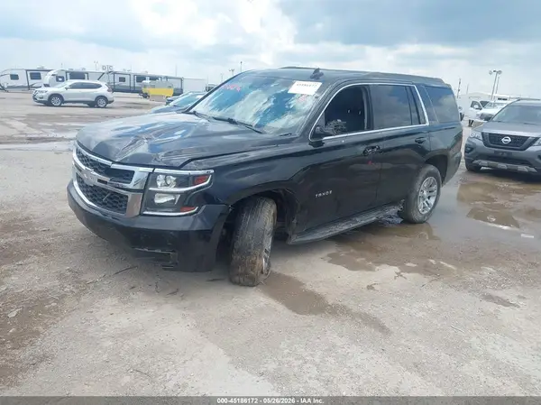1GNSKBKC0JR338721 2018 CHEVROLET TAHOE - Image 2