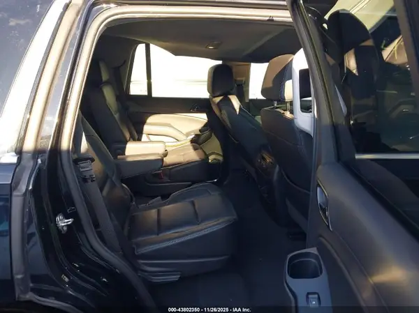 1GNSKBKC0KR120733 2019 CHEVROLET TAHOE - Image 8