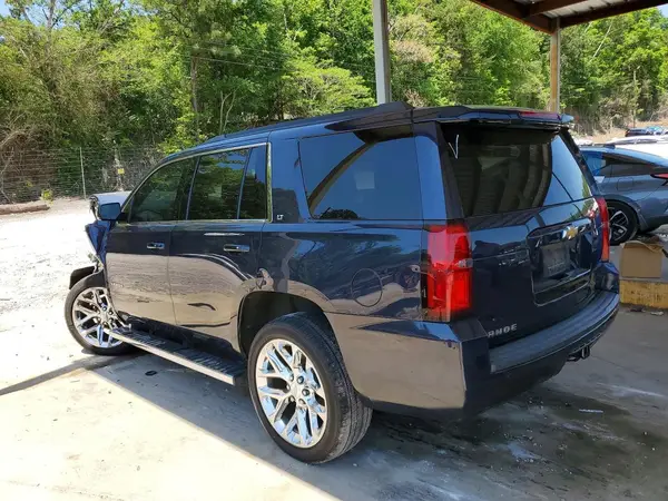 1GNSKBKC0KR218306 2019 CHEVROLET TAHOE - Image 2