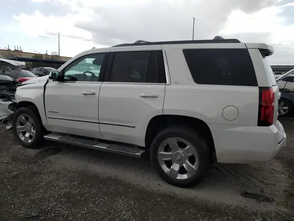 1GNSKBKC0KR267652 2019 CHEVROLET TAHOE - Image 2