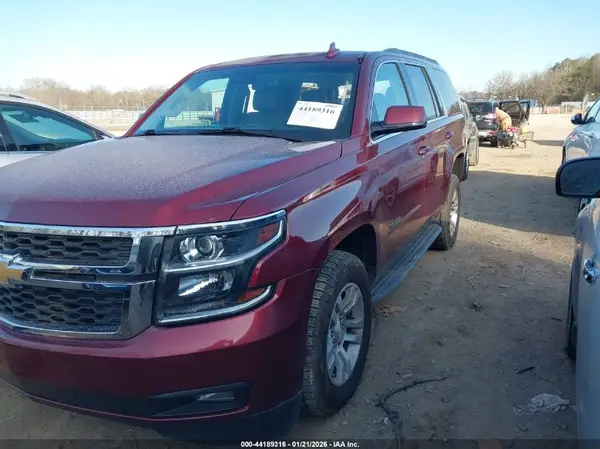 1GNSKBKC0KR340356 2019 CHEVROLET TAHOE - Image 2