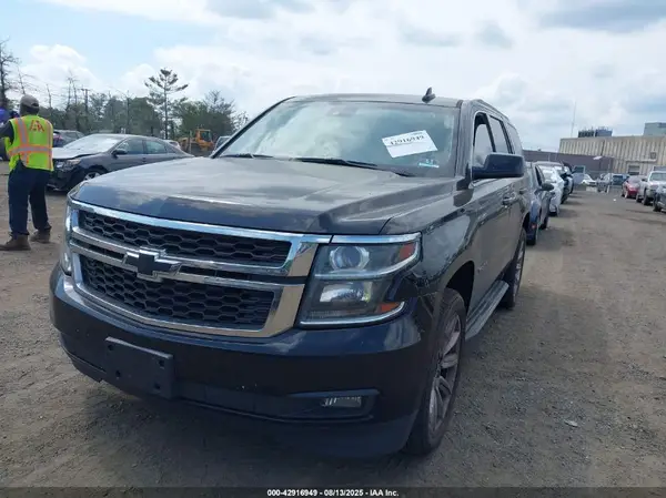 1GNSKBKC1GR136978 2016 CHEVROLET TAHOE - Image 2