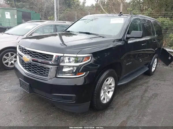 1GNSKBKC1HR132480 2017 CHEVROLET TAHOE - Image 2