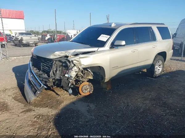 1GNSKBKC1HR156438 2017 CHEVROLET TAHOE - Image 2