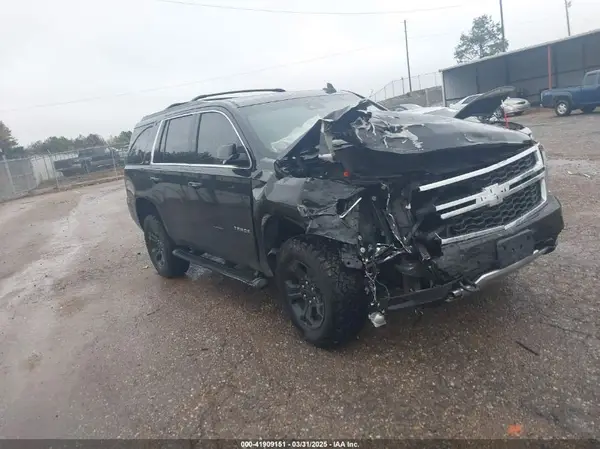 1GNSKBKC1HR242364 2017 CHEVROLET TAHOE - Image 1